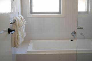 Koala in Brighton 3BR with Sauna, Walk to Jetty, Train and close to Glenelg and CBD - Koala Stay - 2