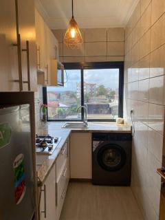 Washing machine, airport pick up, long stays - 8