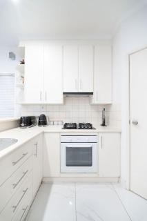Koala Stay - Ground Floor 2BR Shared House in Mawson Lakes - 4