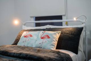 Koala Stay Lightsview 2BR Chic Townhouse Perfect for Work & Leisure - 6