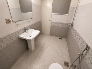 Grand Suite, DHA Phase 2 Lahore - 9