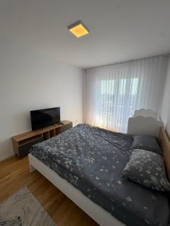 Skyline Apartment 1 - 4