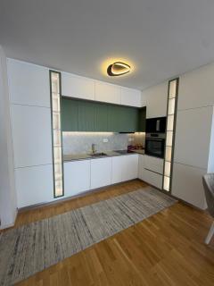 Skyline Apartment 1 - 6