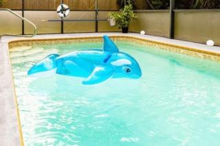 Marlin's Palm Oasis - Beach House, Amazing Pool, BBQ Area - 6