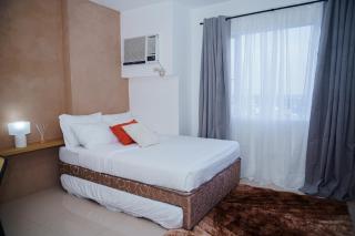 Studio good for 4 on Lacson St, downtown Bacolod - 1