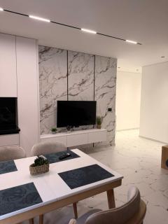 Grace Hotel - 3
