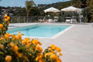 Villa Acquamarina per Gruppi e Famiglie a Capo Vaticano Costa degli Dei - 9