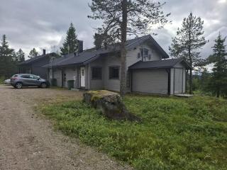 Huipunpuisto B, sähköauton lataaminen sisältyy vuokraan - 8