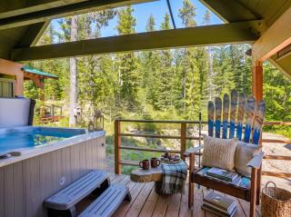 Govy 4BRSki-InOutHot Tub2 Living Rooms - 9