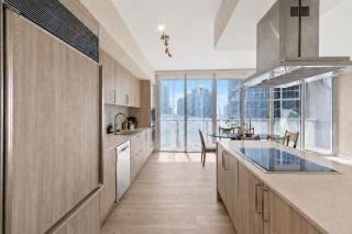 2B2B w Water View - FREE Parking - Pool - Lux Spa - 3