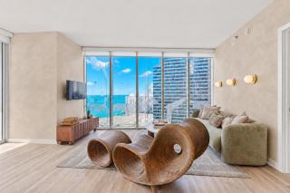 2B2B w Water View - FREE Parking - Pool - Lux Spa - 0