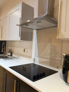 Spacious, Modern 2 Bedroom Home - 5