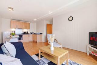 Stylish City Centre Living - 9