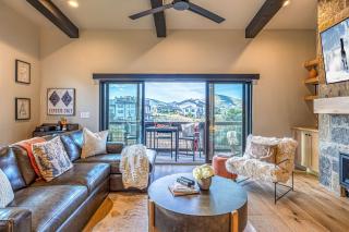 Abode at Redemption Ridge deer valley east hot tub game room - 2