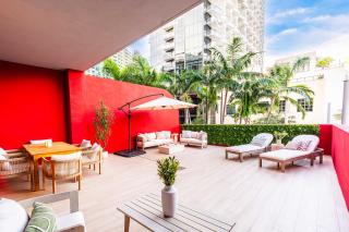 Unique Terrace in Midtown Pool - 0