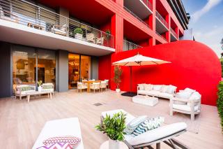 Unique Terrace in Midtown Pool - 6