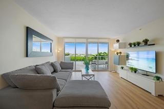 Golden Bay 302 - 7