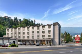 Best Western Plus Columbia River Hotel - 9