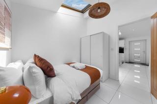 Sleeps 6 Free Parking & Ev charging Town centre - 1