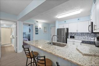 Pelican Beach 1516 condo - 2