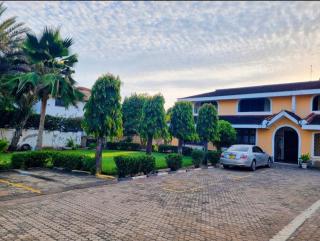 One Bedroom Nyali walking distance to the beach - 4
