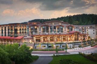 The SOMM Hotel & Spa, Autograph Collection - 2