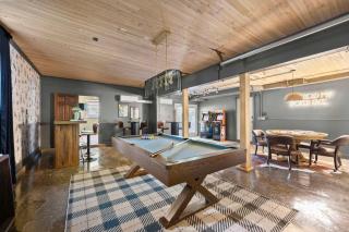 Pool-HotTub-GameRoom-FirePit-Gym-Sauna-Playground - 9