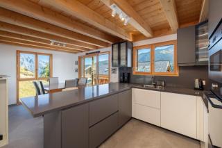 Chalet Bella New Alpine Chalet 8 Guests - 1