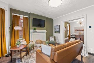 Home in Chittenden Ave, Columbus Ave - 3