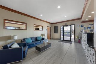 Best Western Regency Inn & Suites - 4
