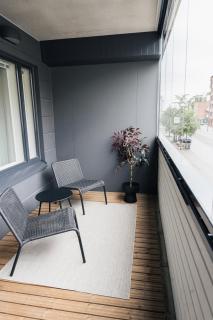 Cozy Stay - Free Parking & Sauna - Ailo Apartments - 9