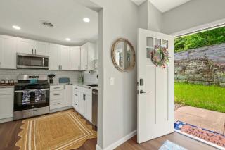 Lakefront - Grill - Bunk Beds - Sleeps 6 - 2