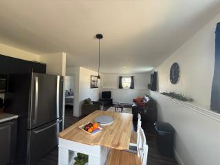 This Lil Apartment - 8