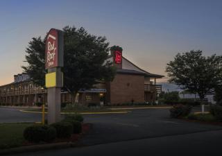 Red Roof Inn Uhrichsville - 3