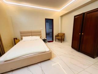 Luxurious 4br Apartment in Gulshan - 6
