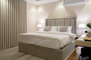 Riyadh Luxury 1BR Apartment, Al Ghadeer - 2