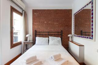 3BR Gem W Sea View Terrace in Historic Peninsula - 4