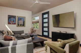 Modern Austin Retreat with Hot Tub & Sauna - 2