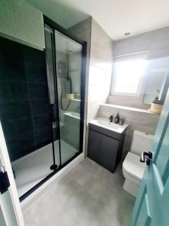 Spacious 5BR house - 1