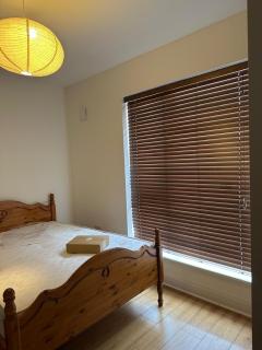Large 4 bed flat public transport and car park - 7