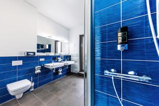 Best Western Plus Royal Suites - 2