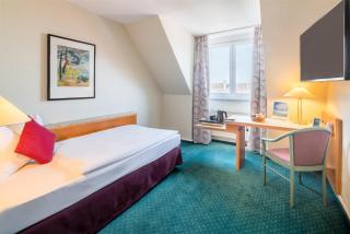 PLAZA INN Blankenburg Ditzingen, Sure Hotel Collection - Ditzingen - 1