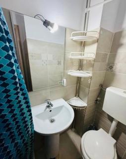 Roxy House - 4
