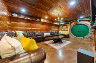 The Hobbit House, Fantasy comes Home! - 8