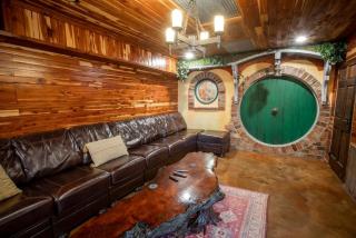 The Hobbit House, Fantasy comes Home! - 6