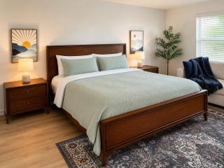 The Rosalee • New 4BR • 10 Min to WMT HQ / Trails - 6