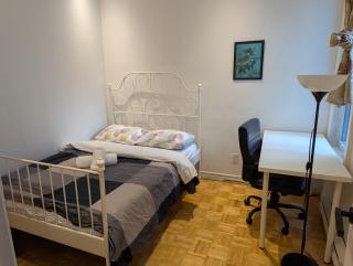 Delightful room near Metro Monk station with Self Check-in - 8