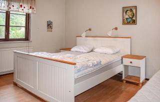 3 Bedroom Amazing Home In Borrby - 3