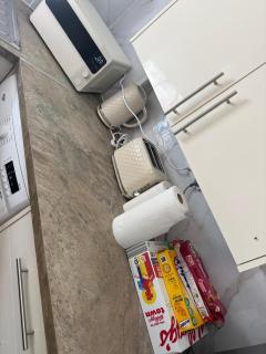 Group-Ready Gem -3BR-Doncaster Station- M18 Links-Parking - Doncaster - 2