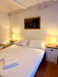 B&B Il GLICINE Camere e Appartamenti con Parcheggio Privato - 4